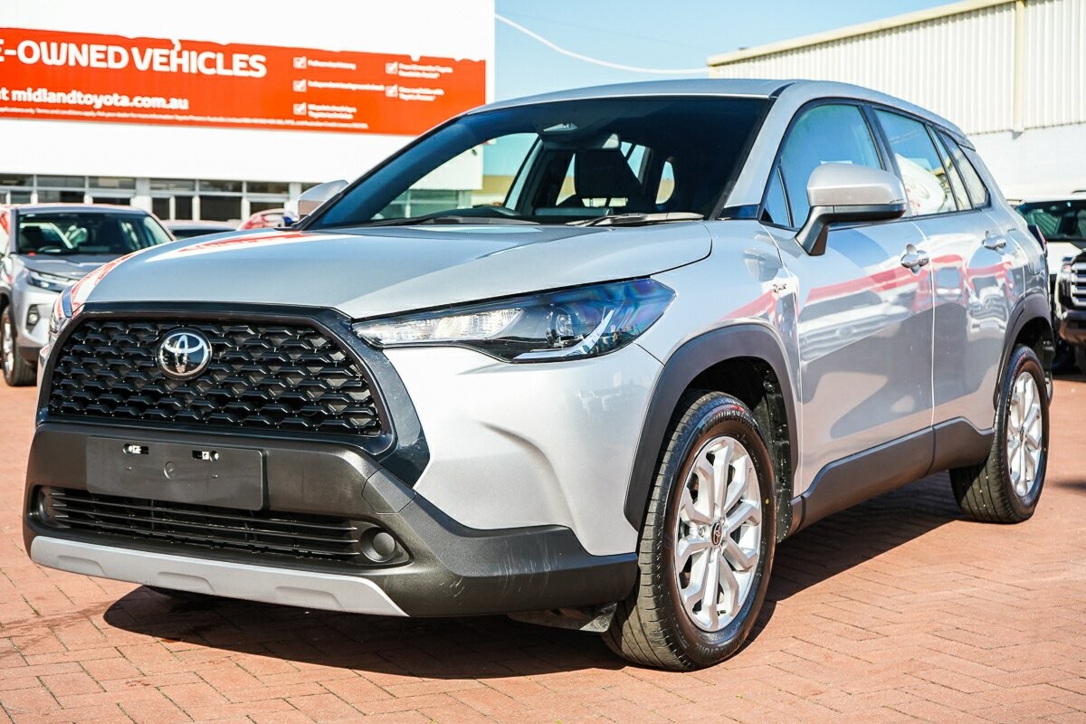 Toyota Corolla Cross image 4