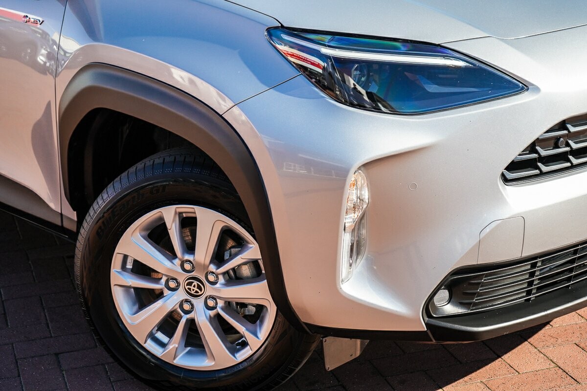 Toyota Yaris Cross image 2