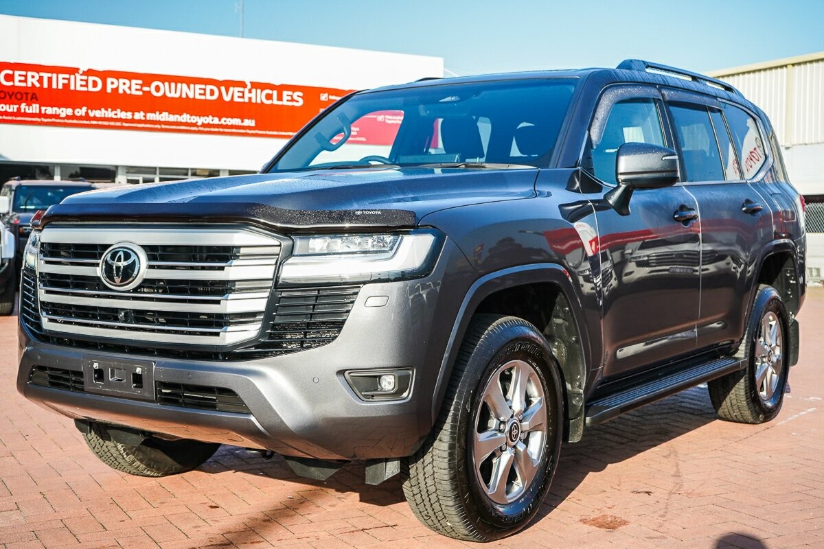 Toyota Landcruiser image 4