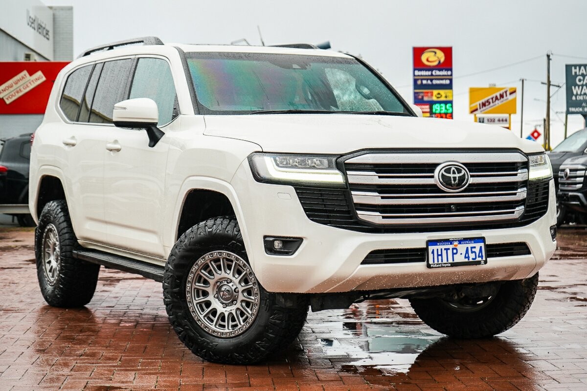 Toyota Landcruiser image 1