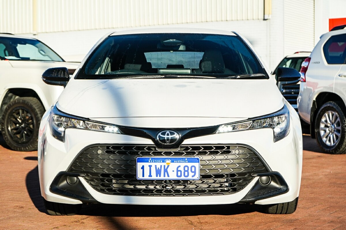 Toyota Corolla image 3