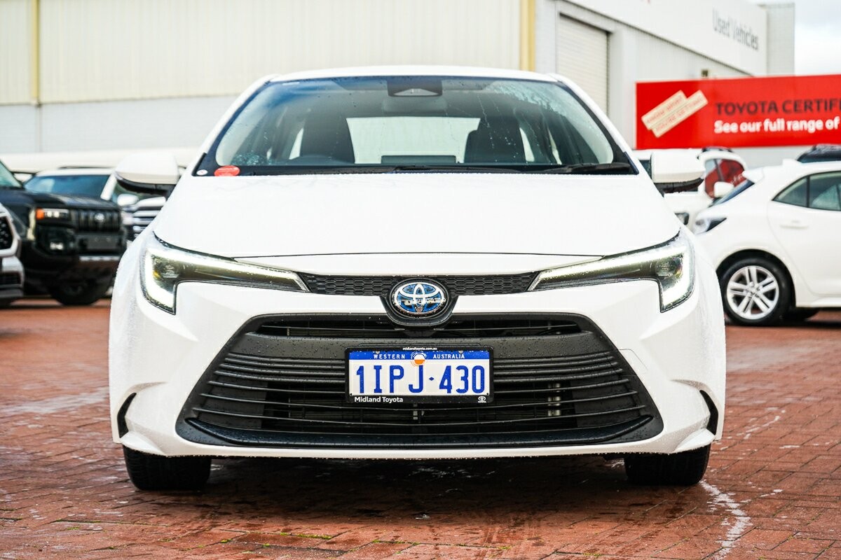 Toyota Corolla image 3