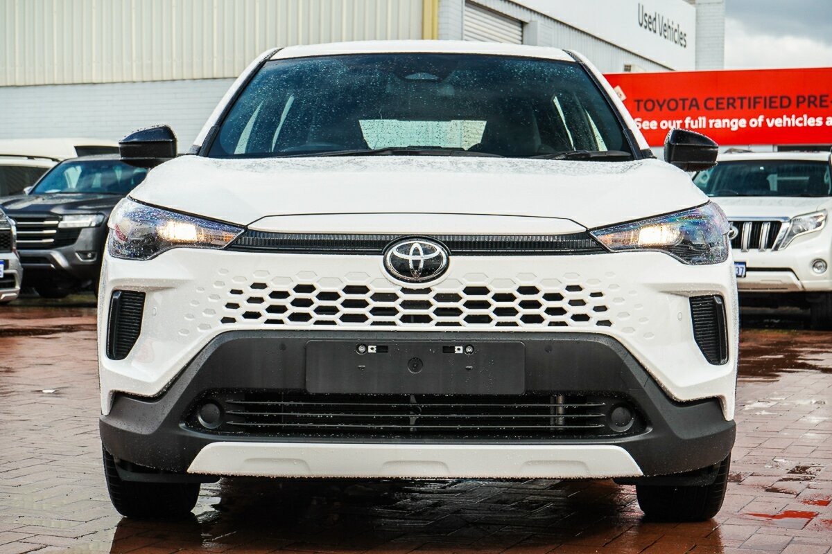 Toyota Corolla Cross image 3