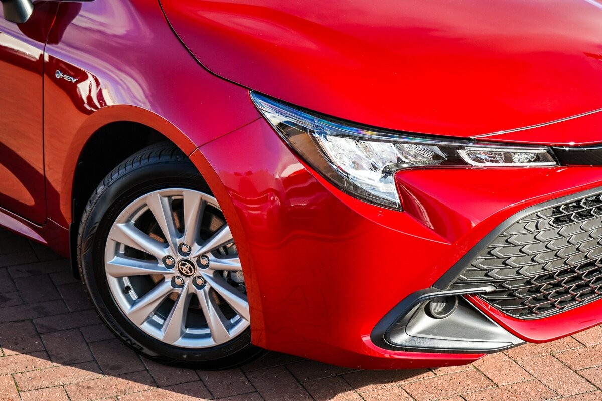 Toyota Corolla image 2