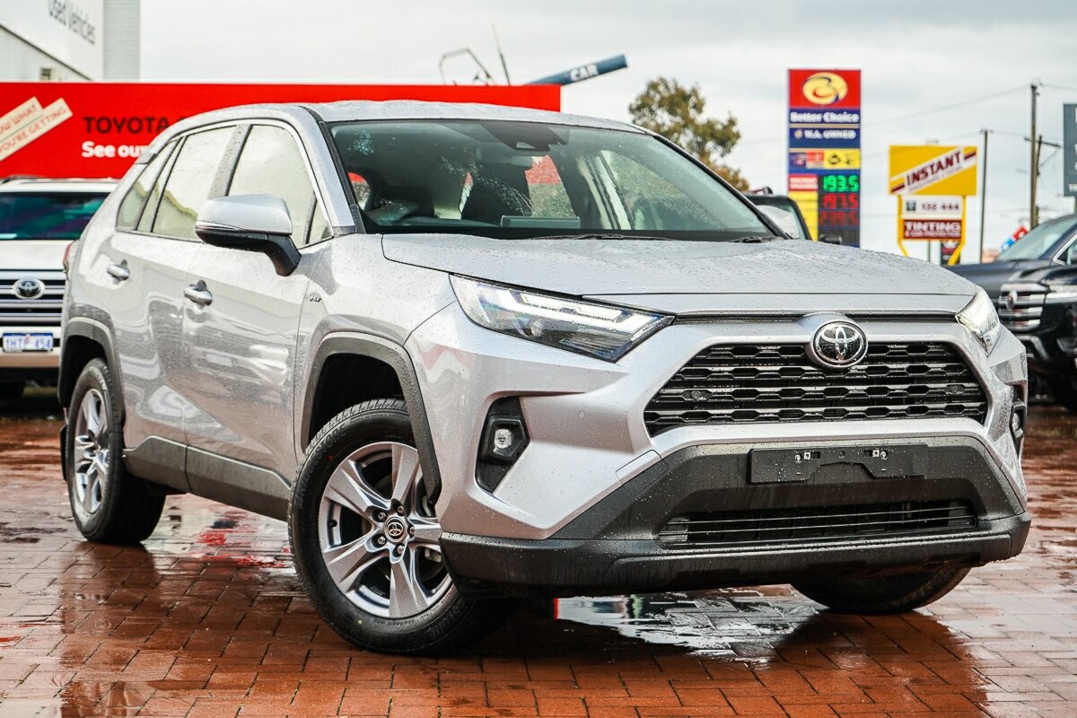 Toyota Rav4 image 1