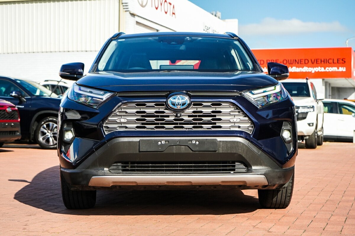 Toyota Rav4 image 3