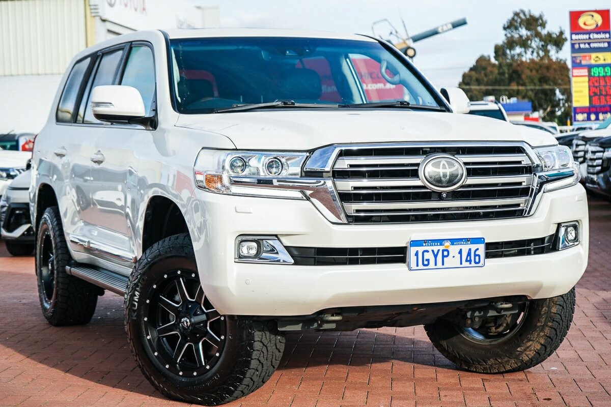 Toyota Landcruiser image 1
