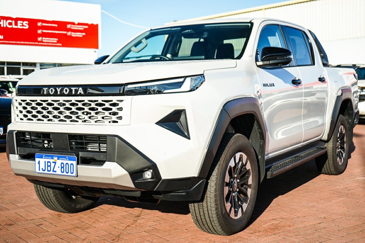 Toyota Hilux image 4