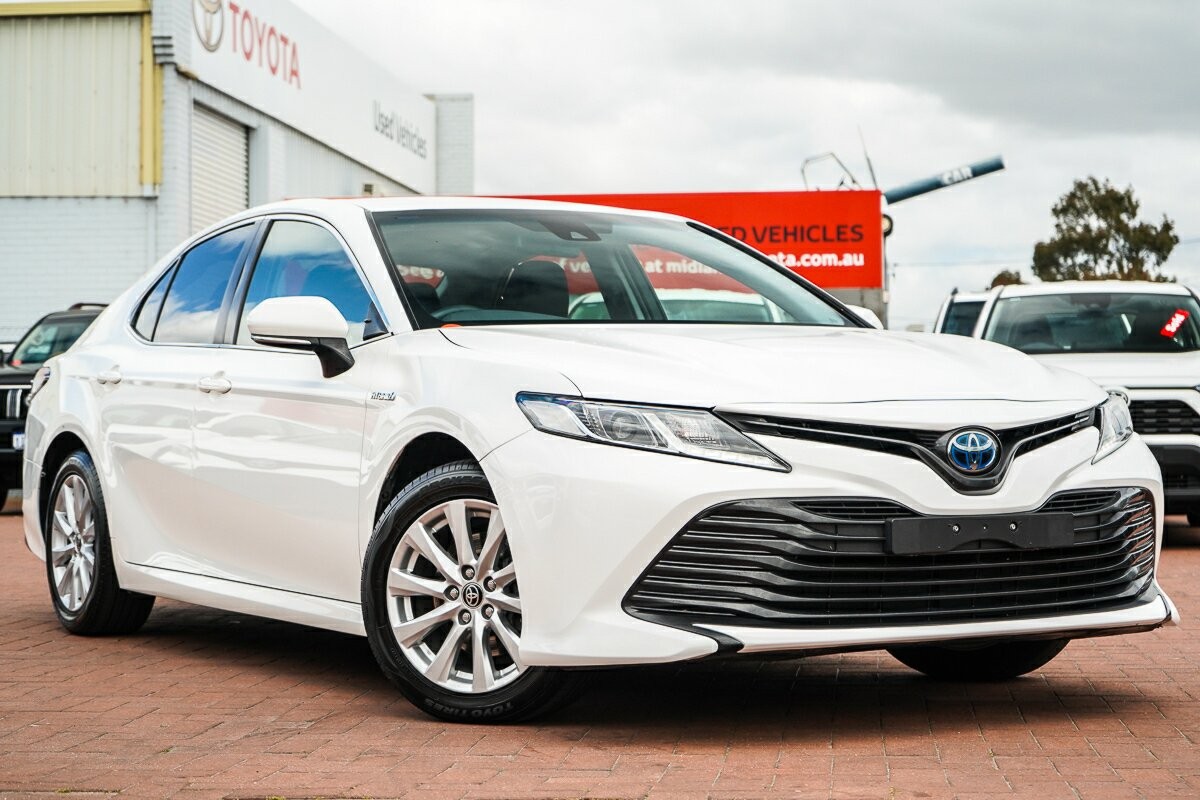 Toyota Camry image 1
