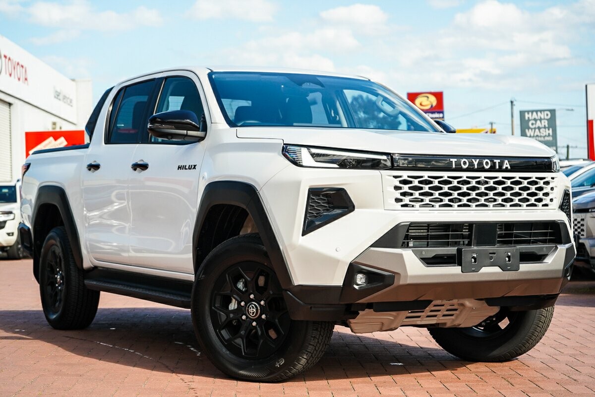 Toyota Hilux image 1