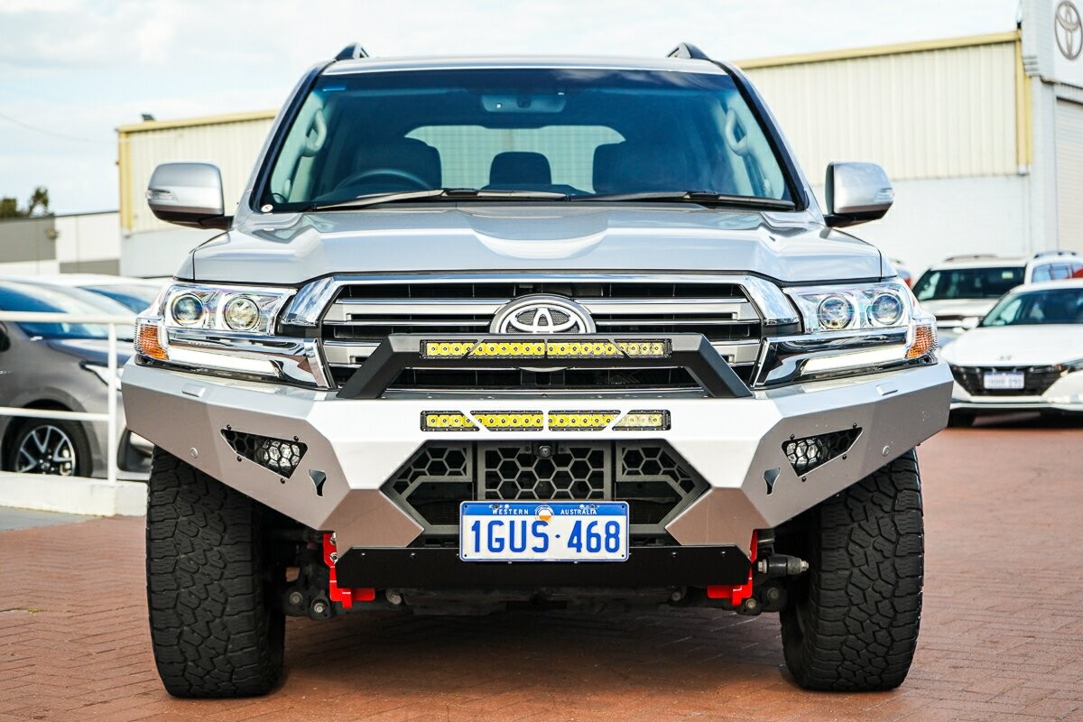 Toyota Landcruiser image 4