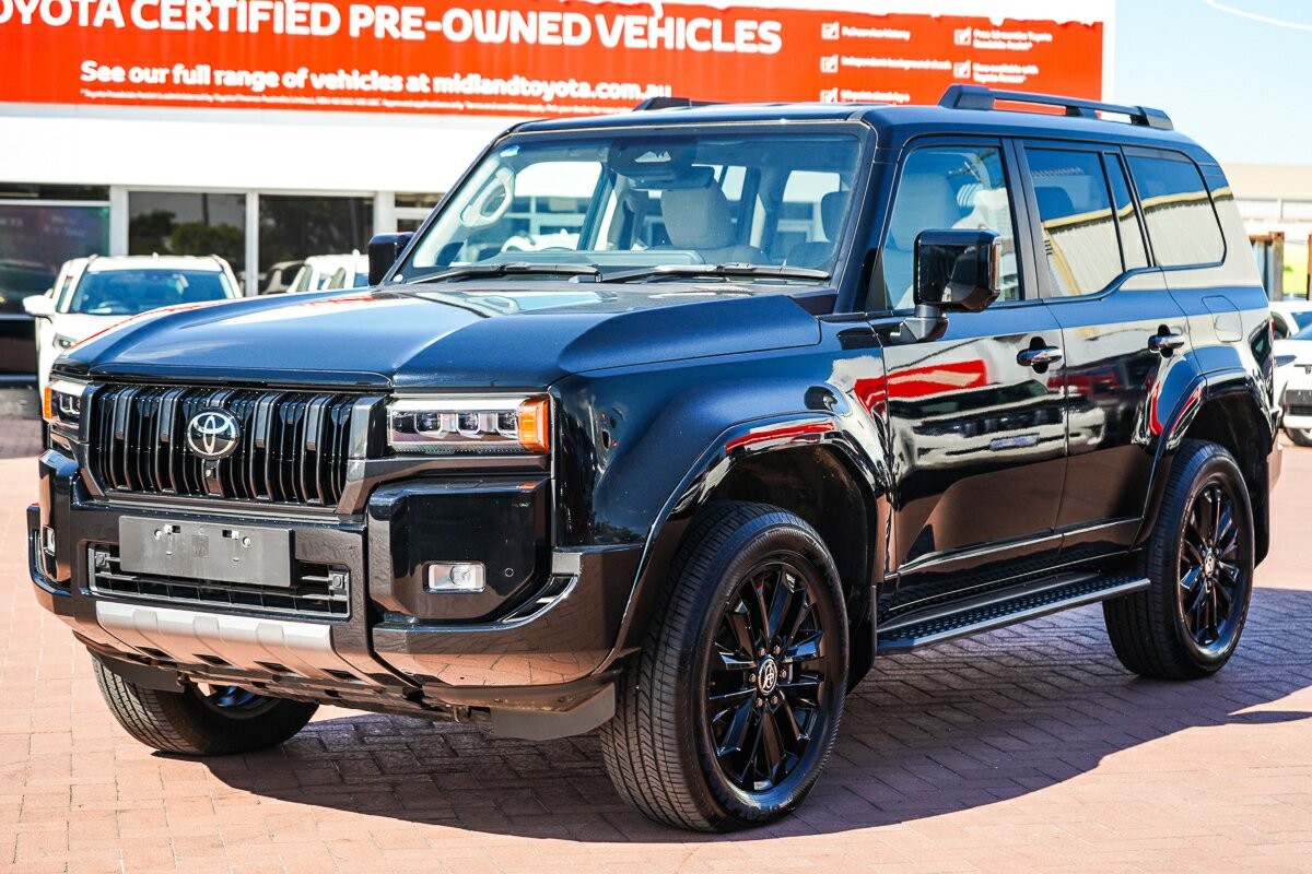Toyota Landcruiser Prado image 4