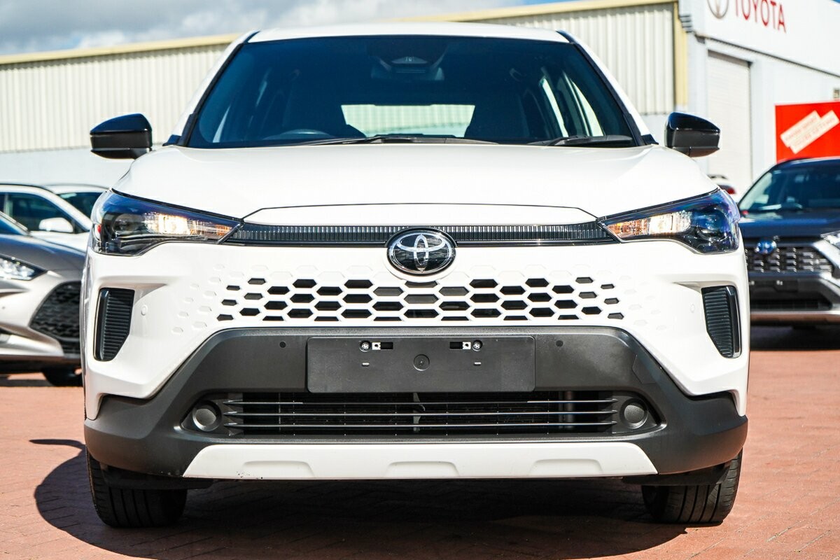 Toyota Corolla Cross image 3