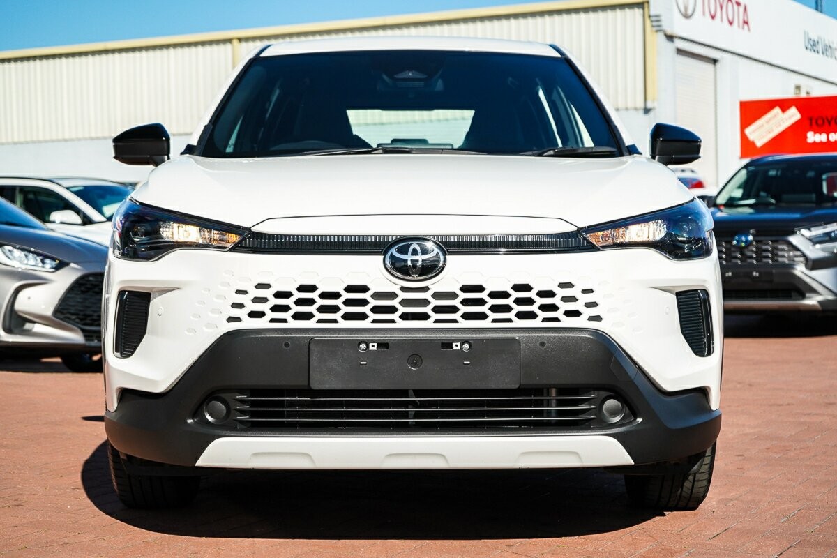 Toyota Corolla Cross image 3