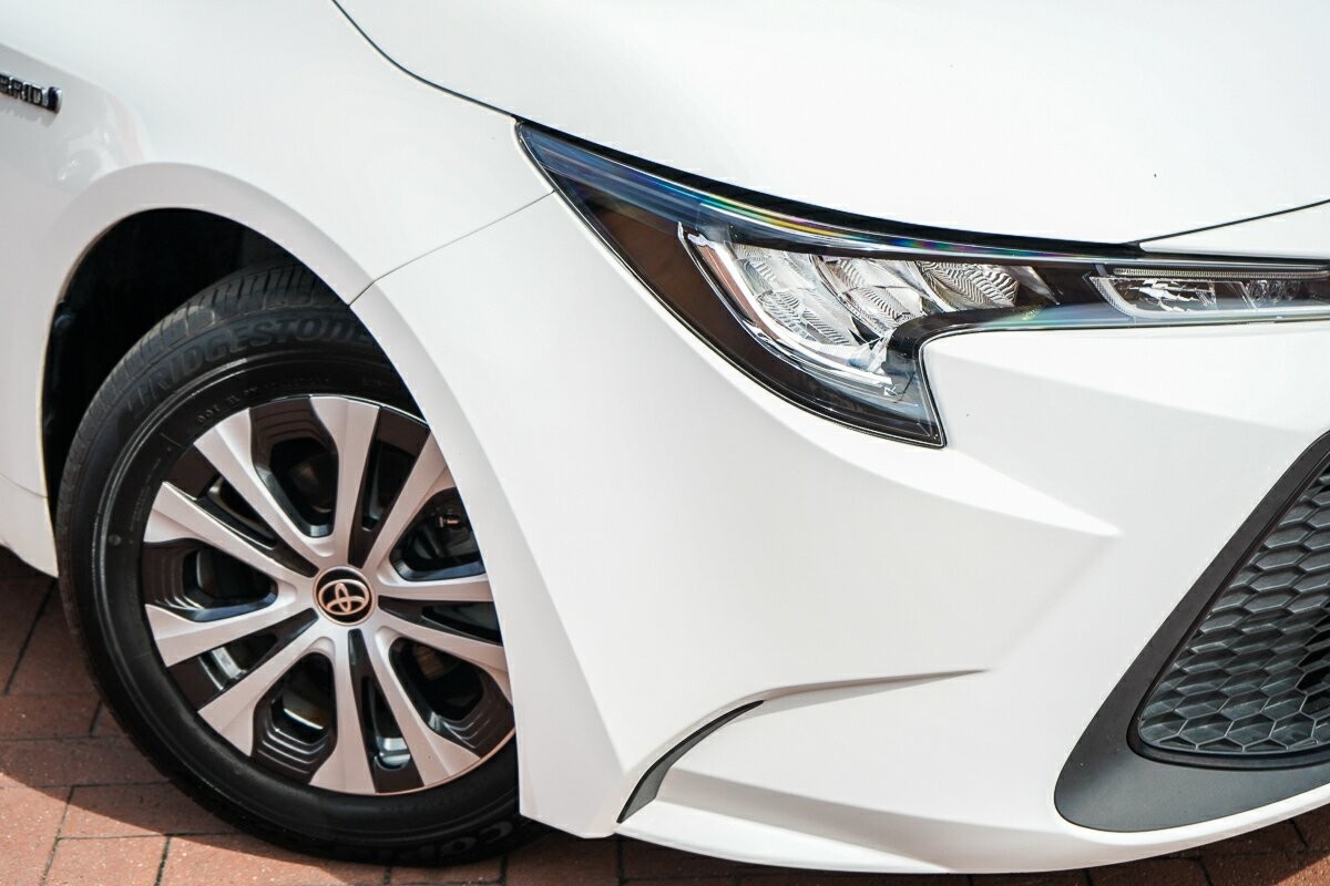 Toyota Corolla image 2