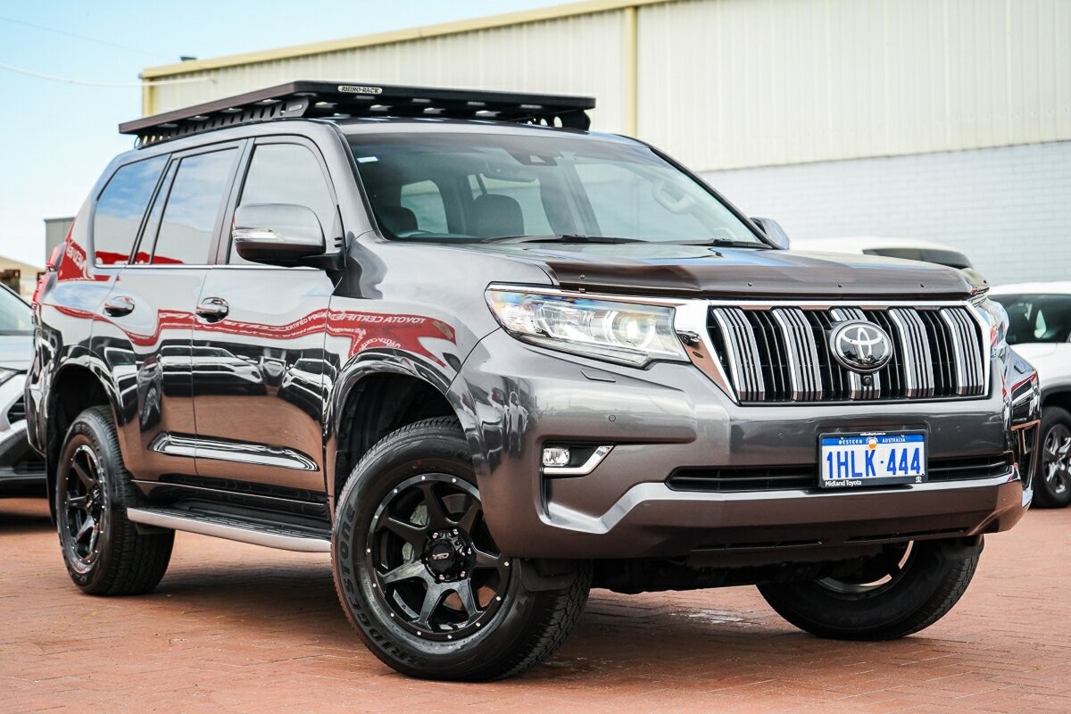 Toyota Landcruiser Prado image 1