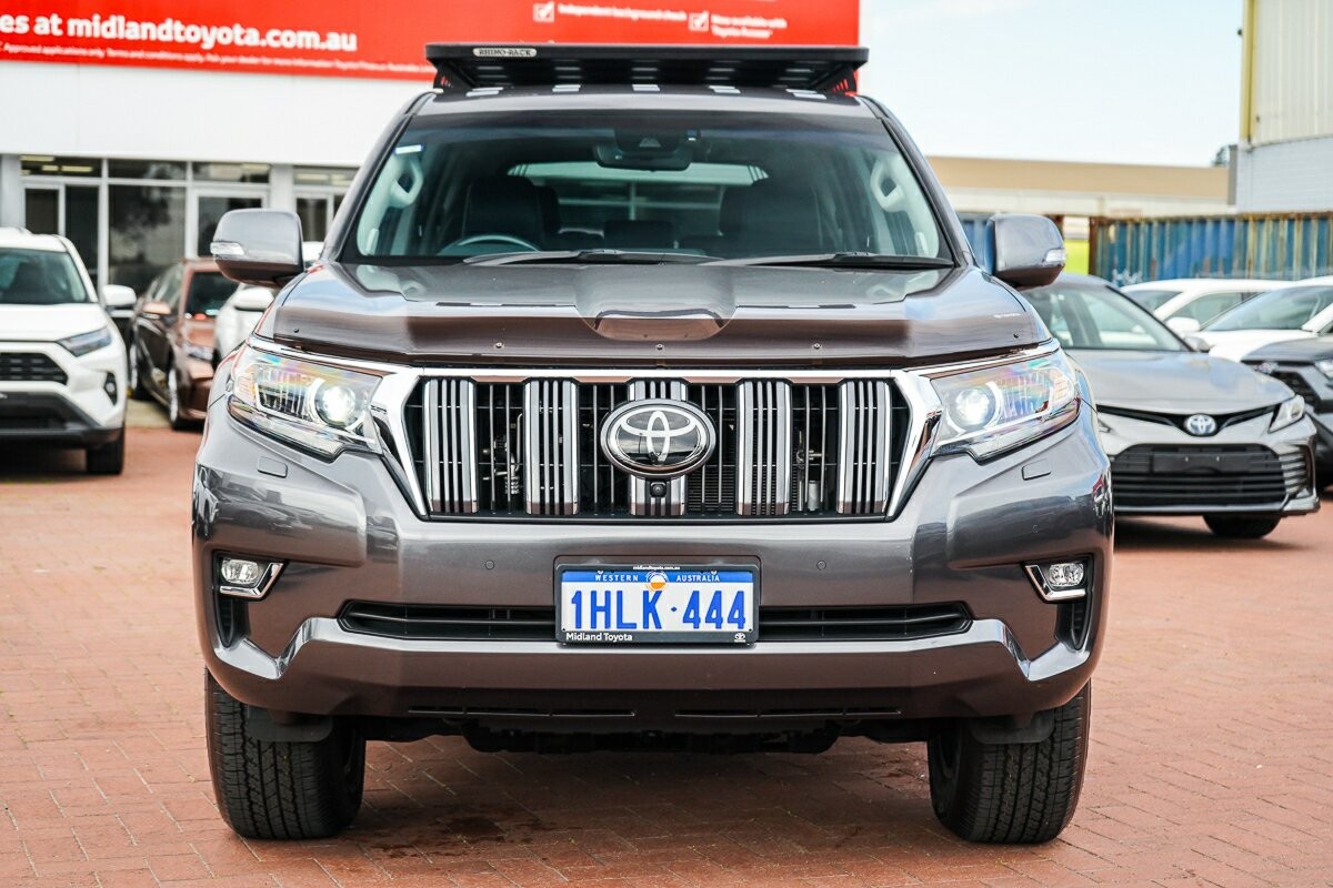 Toyota Landcruiser Prado image 3