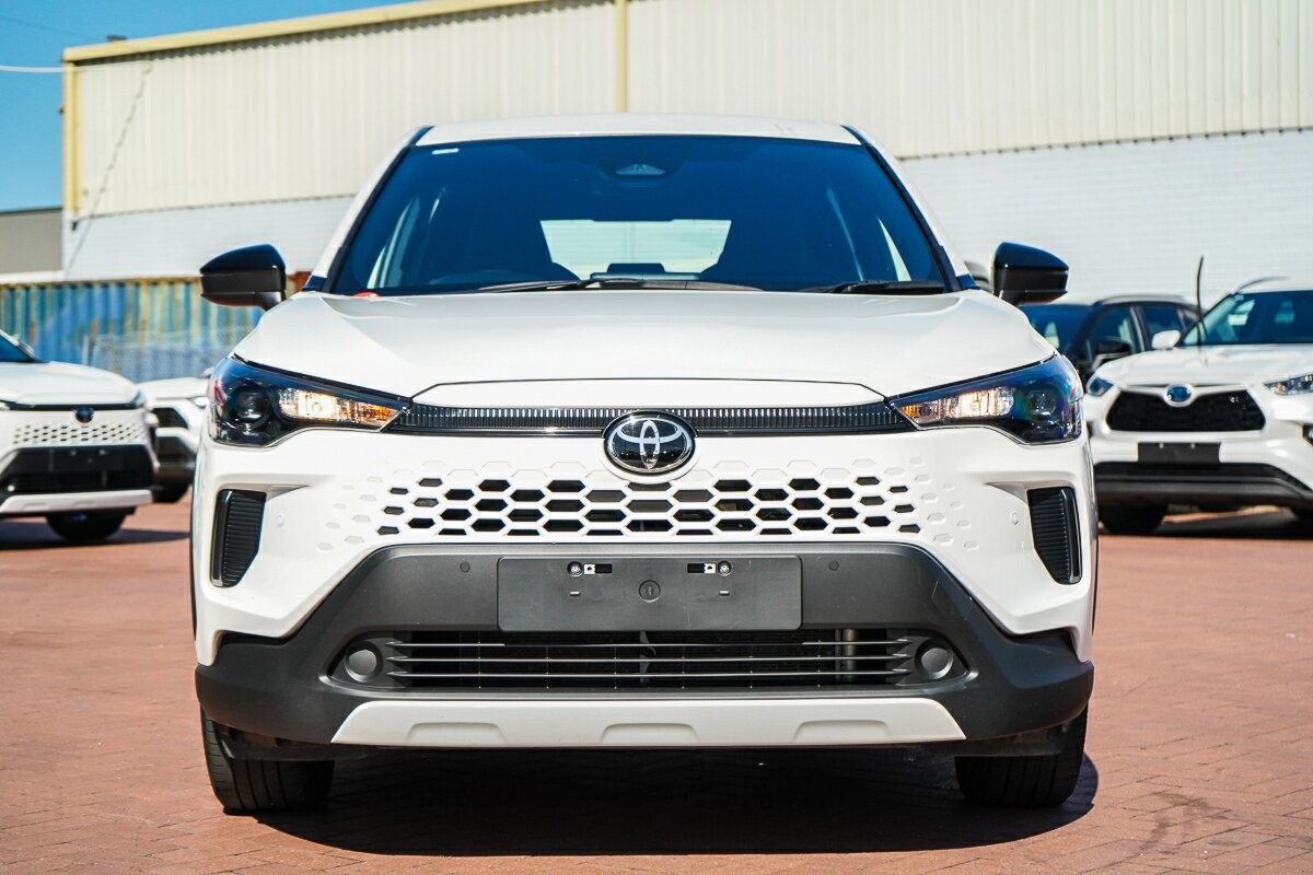 Toyota Corolla Cross image 3