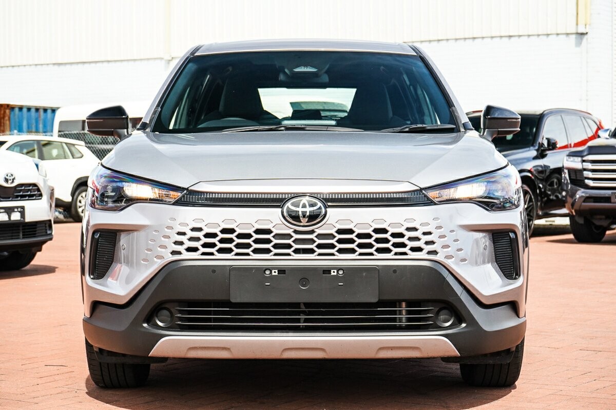 Toyota Corolla Cross image 3