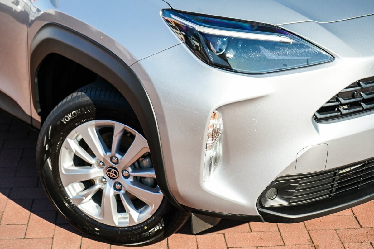 Toyota Yaris Cross image 2