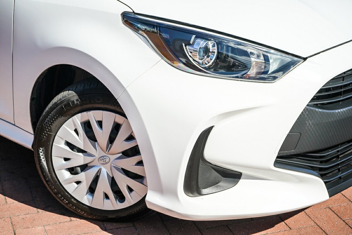 Toyota Yaris image 2