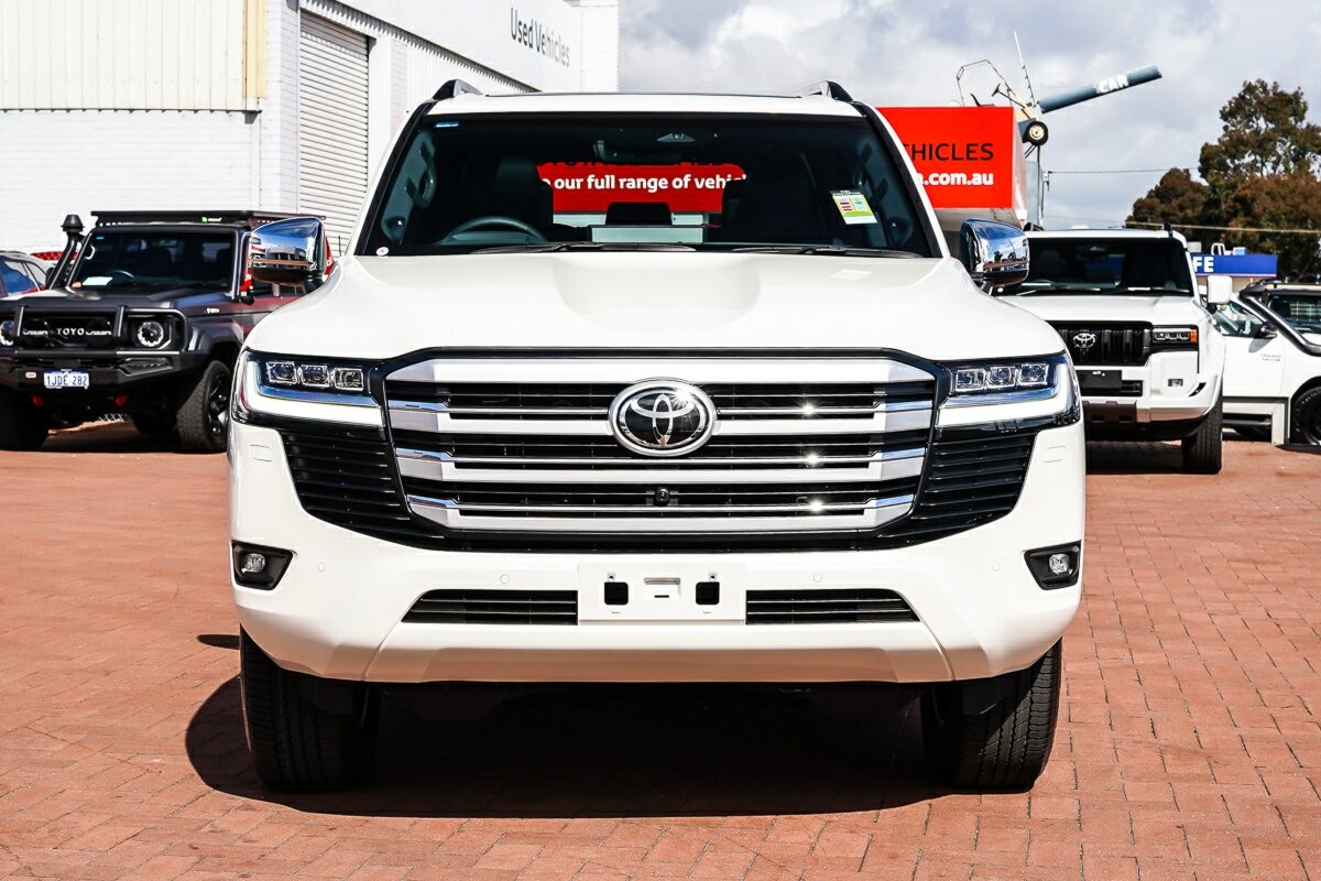 Toyota Landcruiser image 3