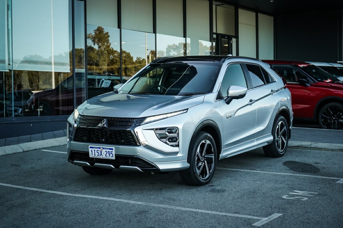 Mitsubishi Eclipse Cross image 1