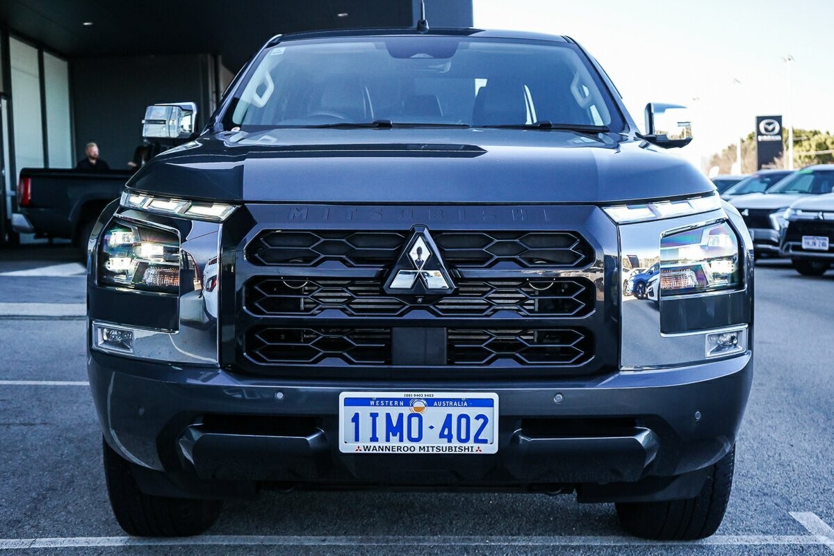 Mitsubishi Triton image 3