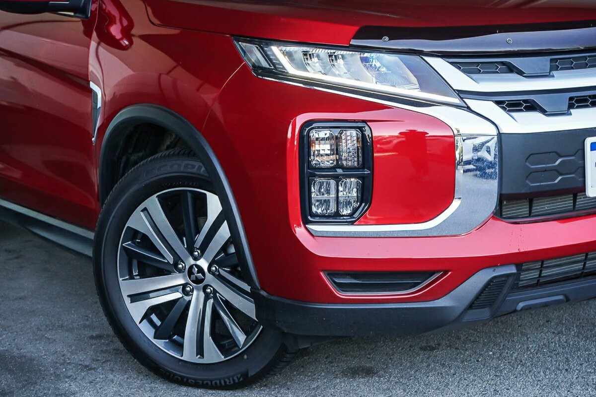 Mitsubishi Asx image 2