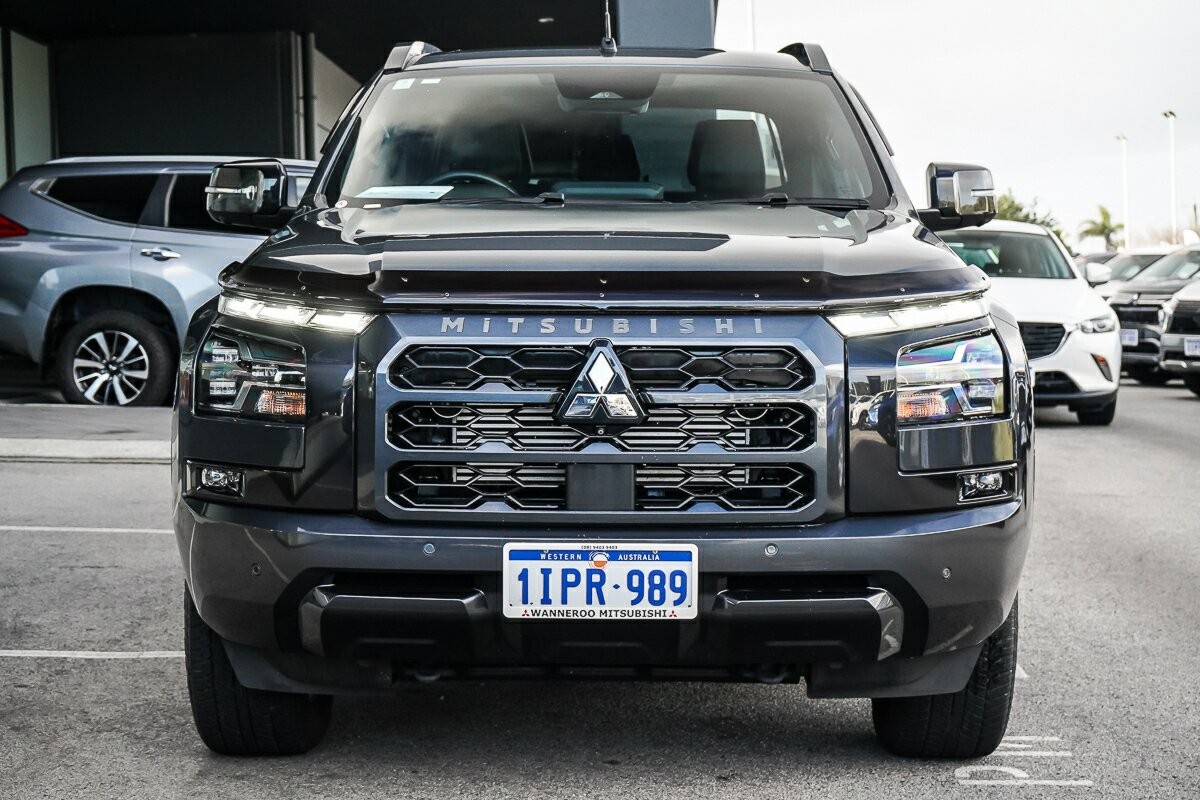 Mitsubishi Triton image 3
