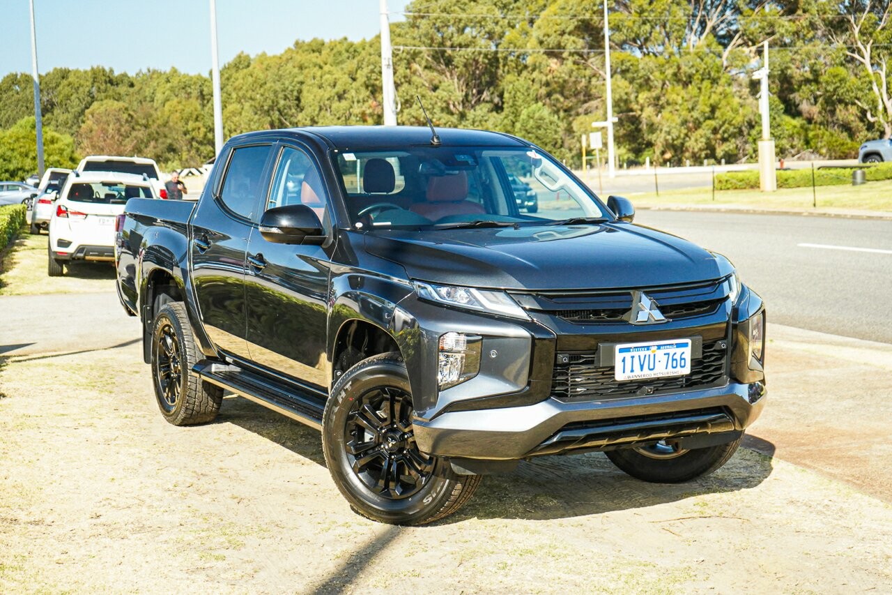 Mitsubishi Triton image 3