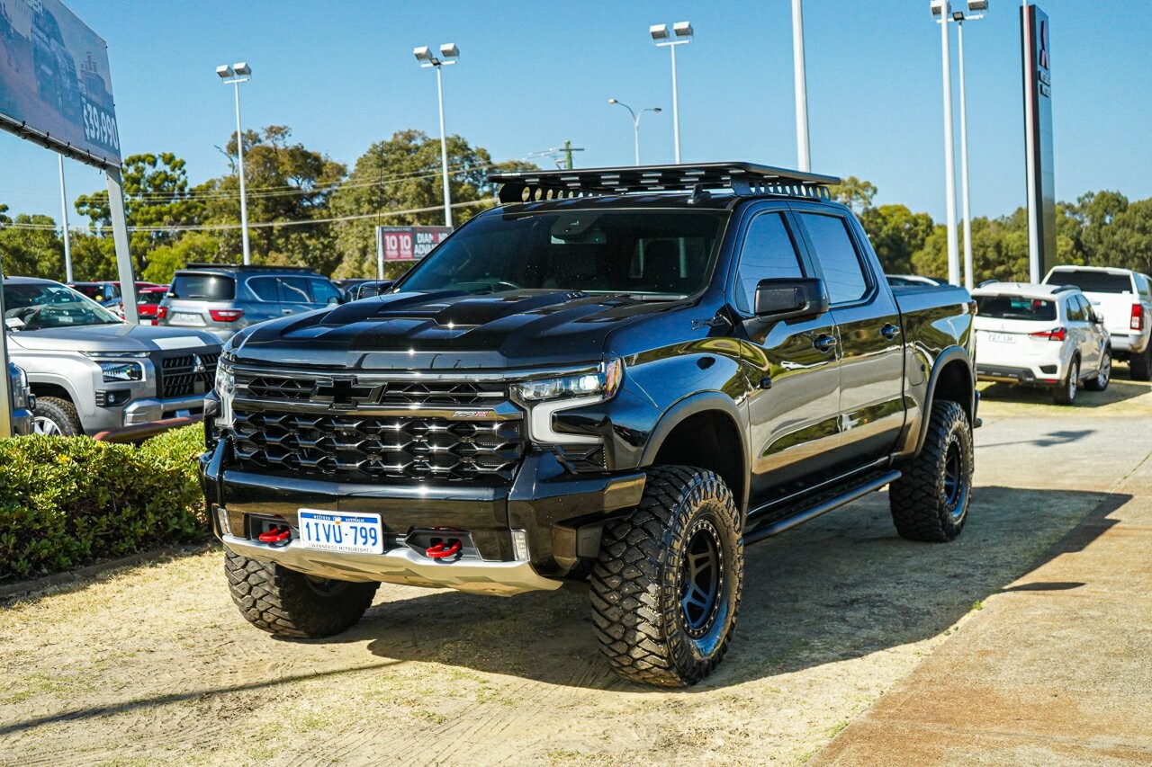 Chevrolet Silverado image 1