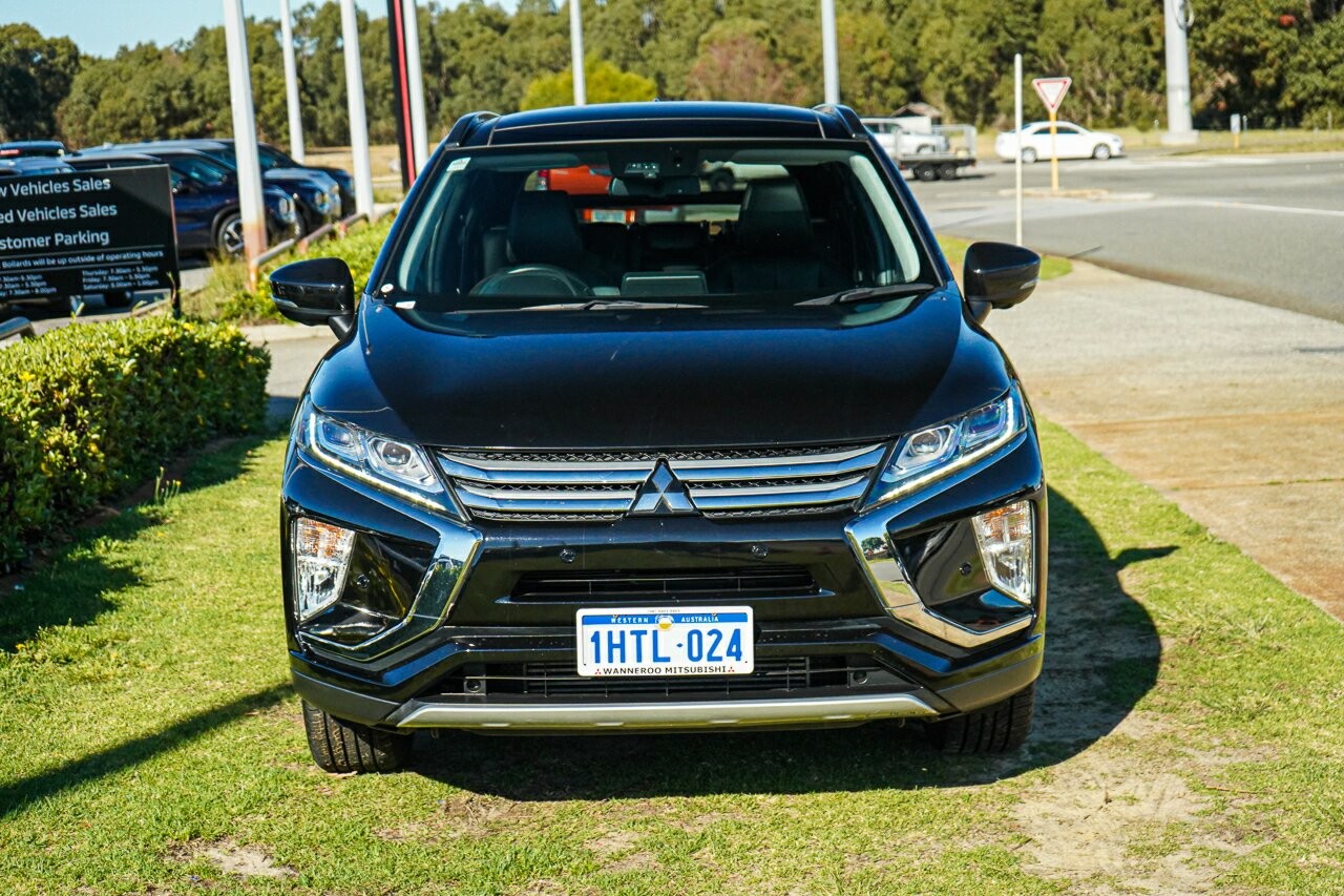 Mitsubishi Eclipse Cross image 2