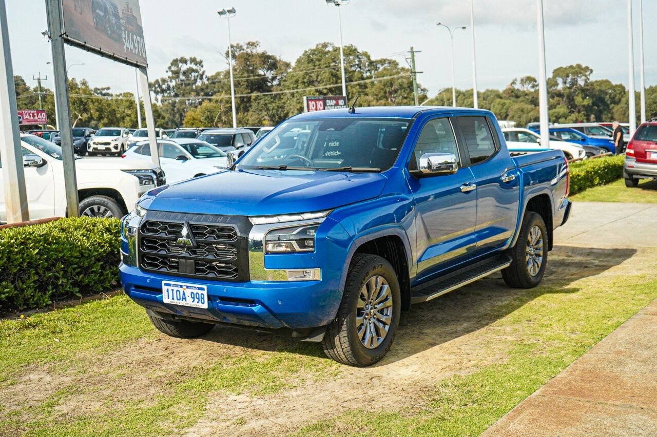 Mitsubishi Triton image 3