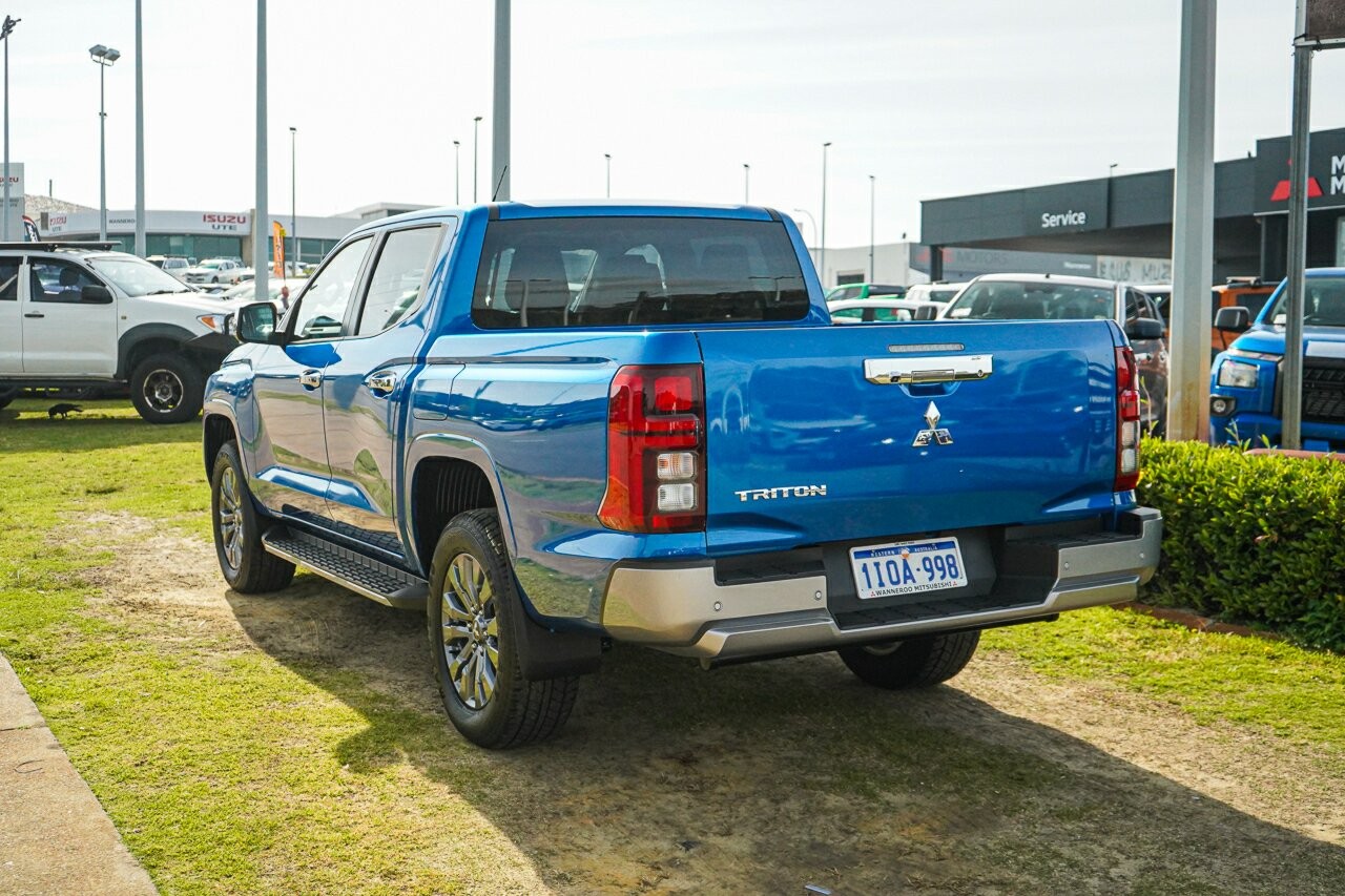 Mitsubishi Triton image 4