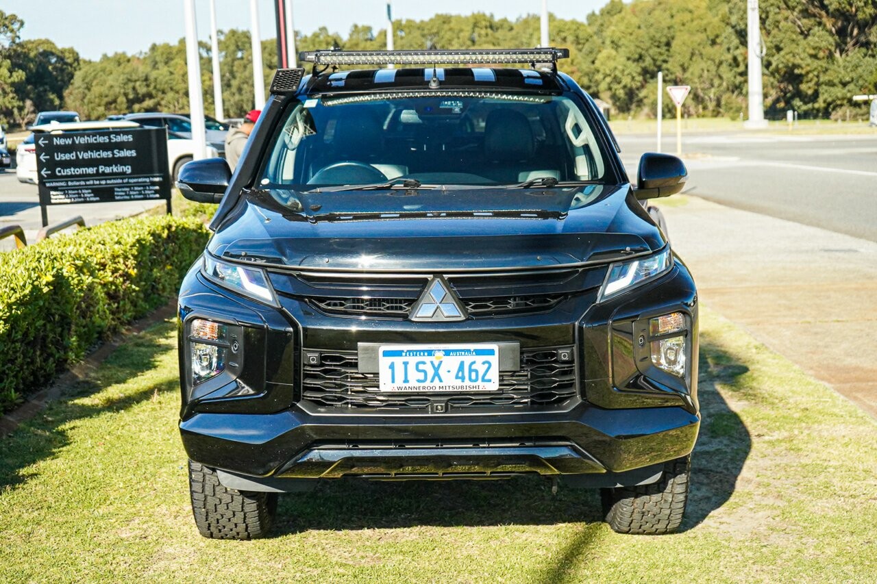 Mitsubishi Triton image 2