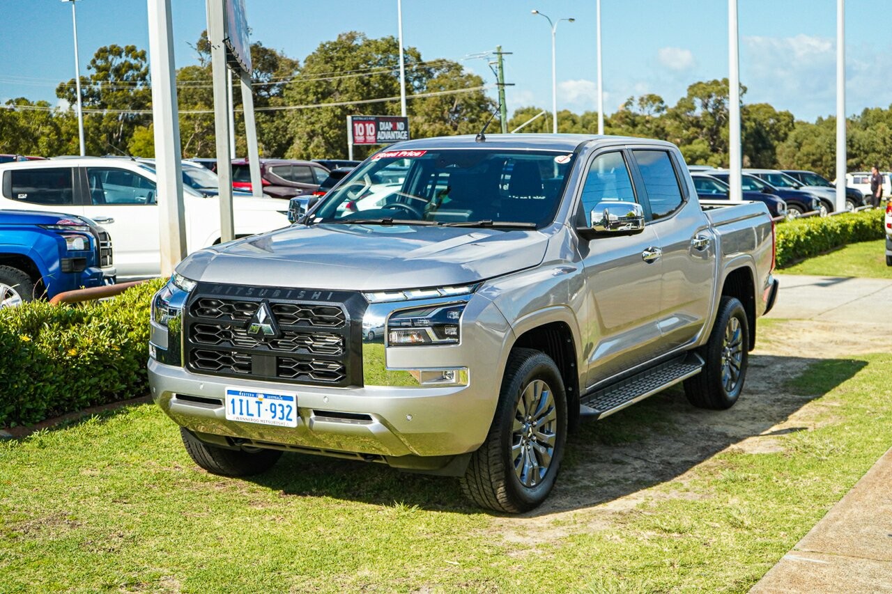 Mitsubishi Triton image 3