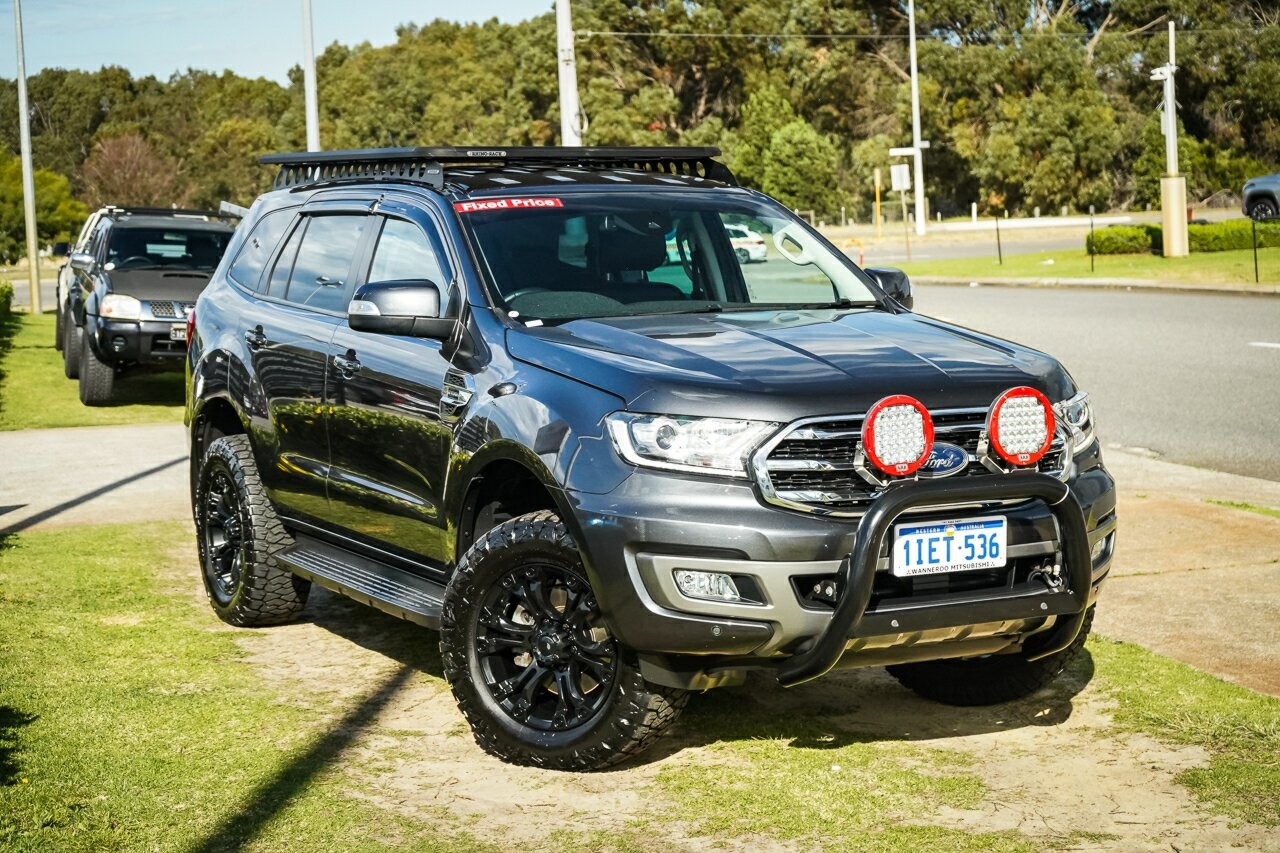Ford Everest image 1