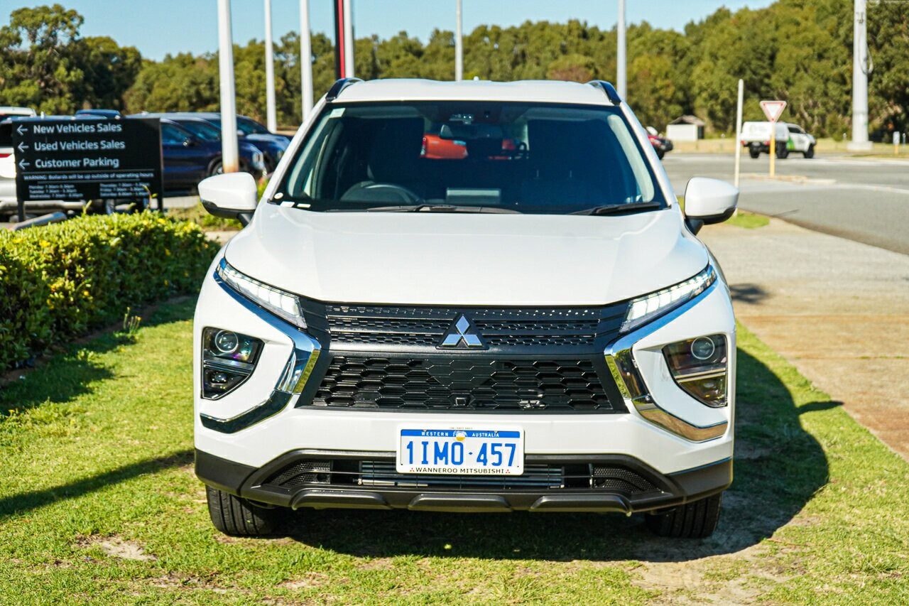 Mitsubishi Eclipse Cross image 3