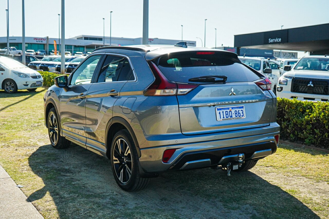 Mitsubishi Eclipse Cross image 4