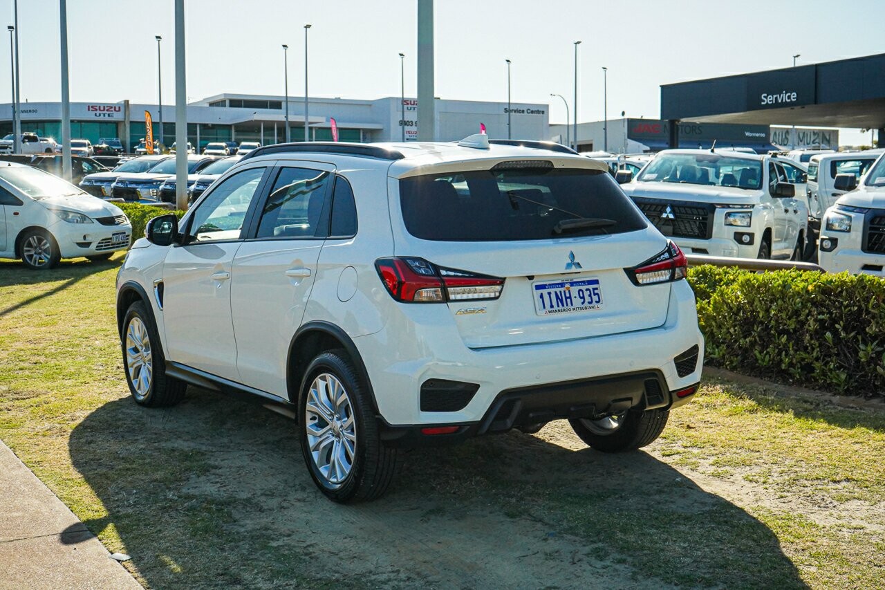 Mitsubishi Asx image 3