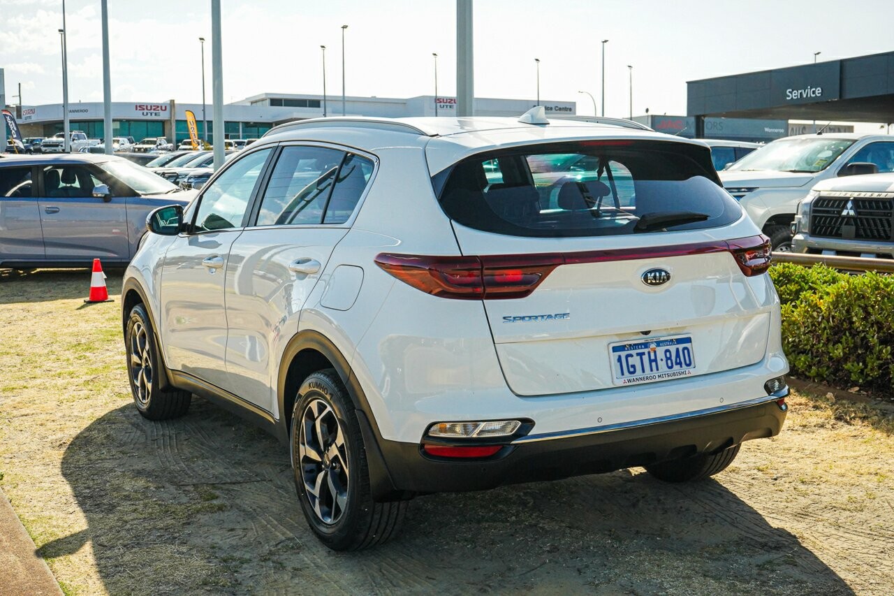 Kia Sportage image 3