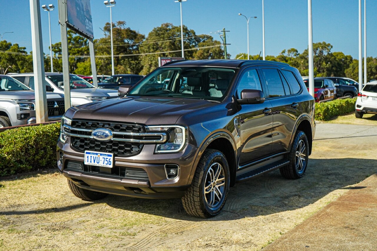 Ford Everest image 1