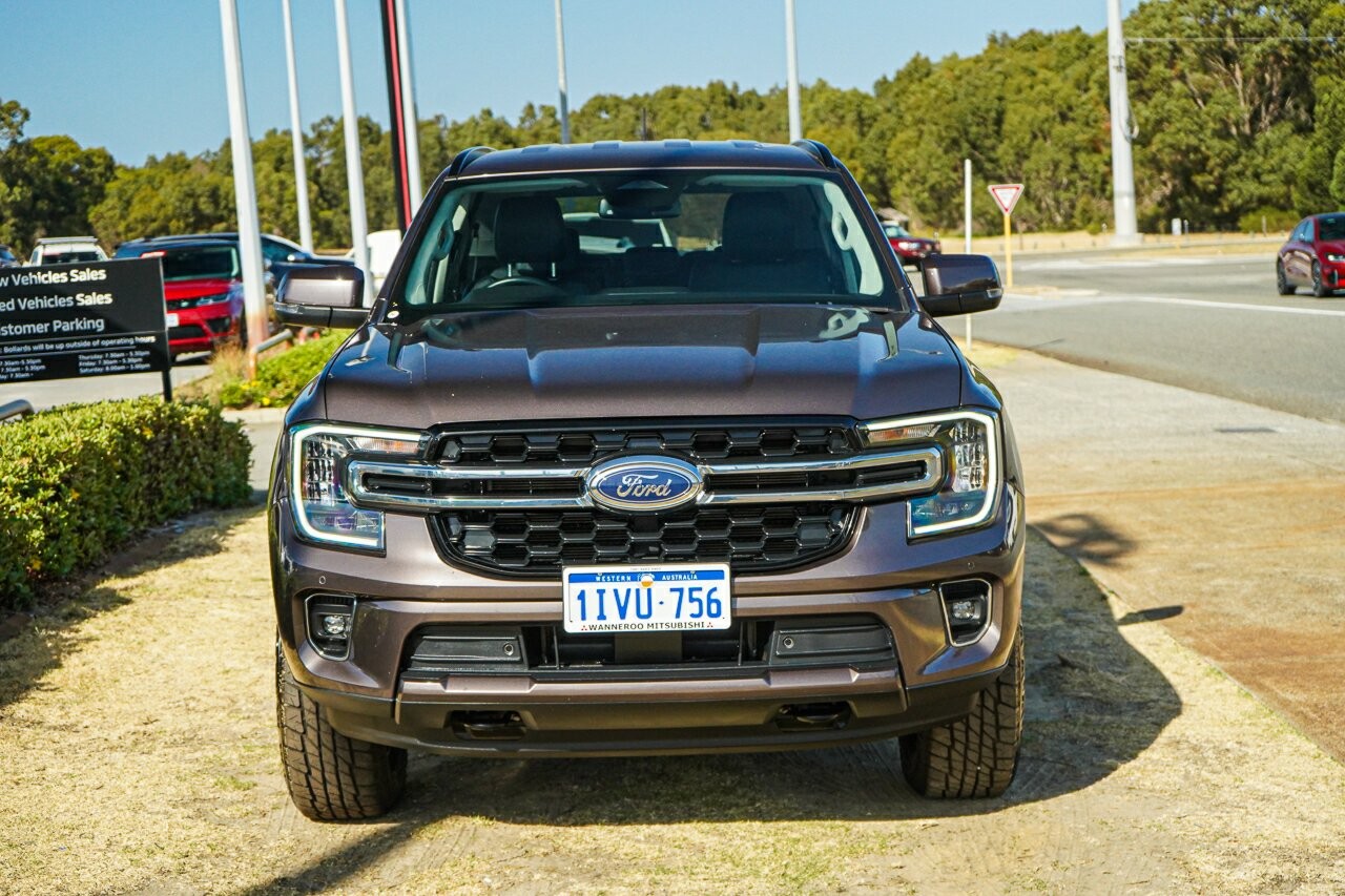 Ford Everest image 2