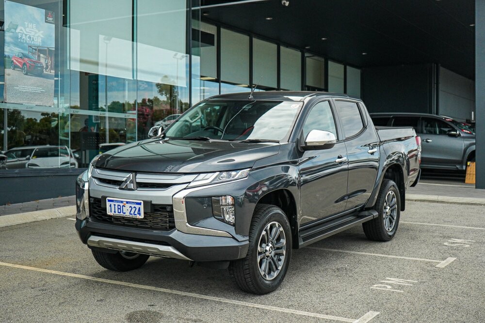Mitsubishi Triton image 1