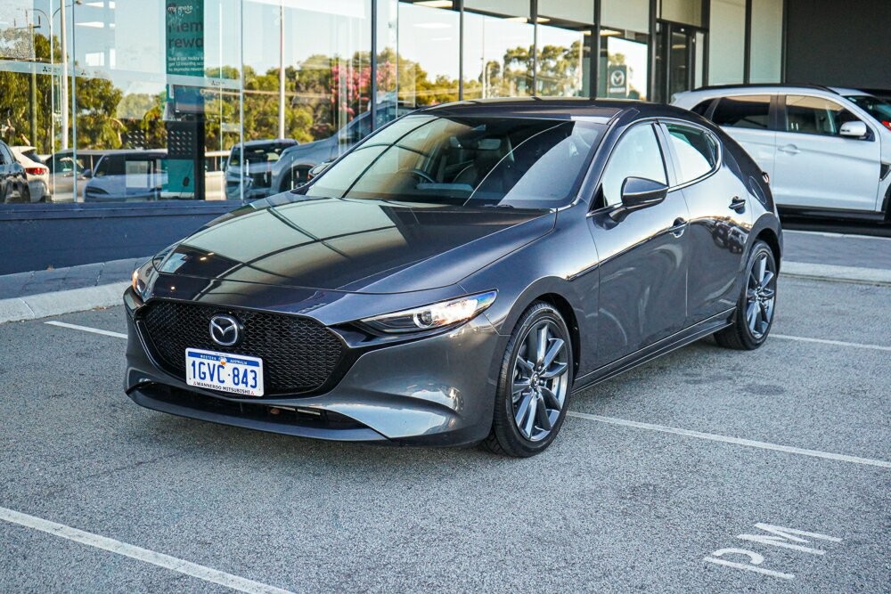 Mazda 3 image 1