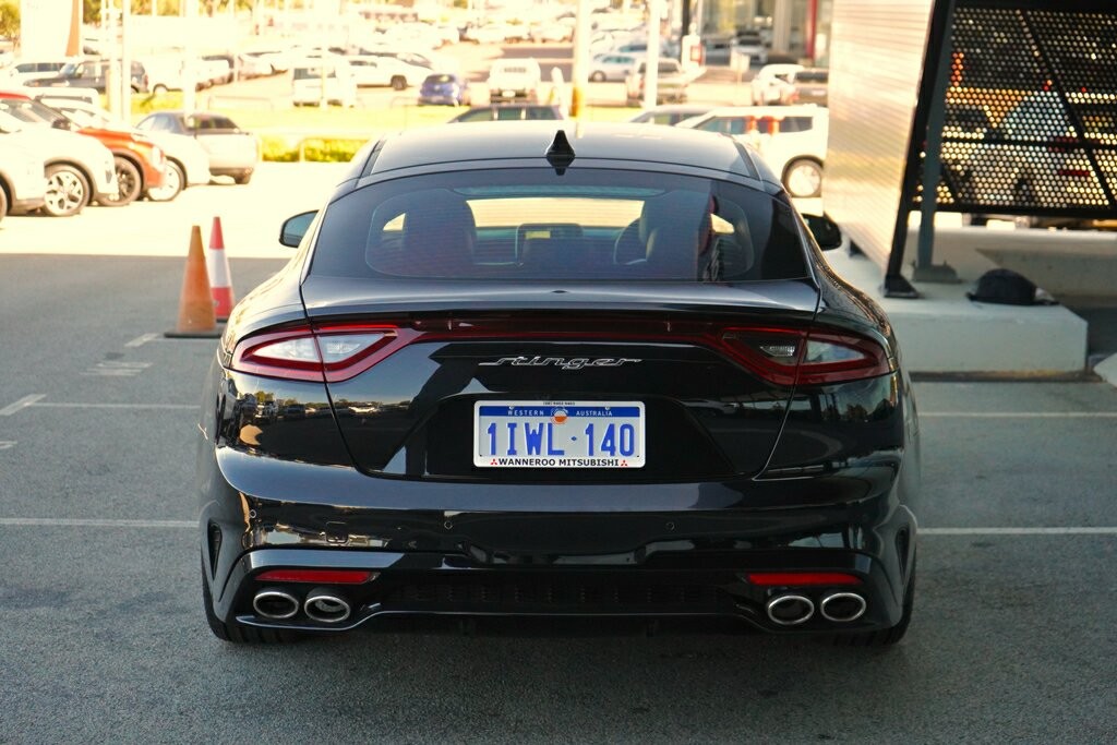 Kia Stinger image 3