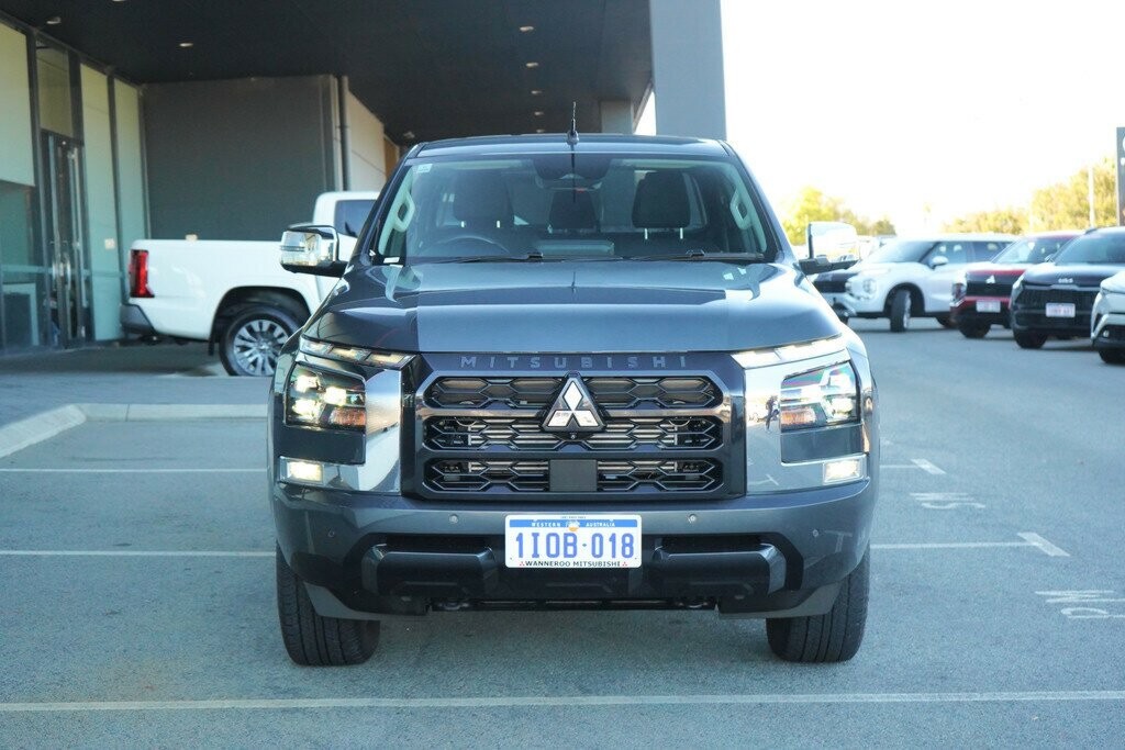 Mitsubishi Triton image 2