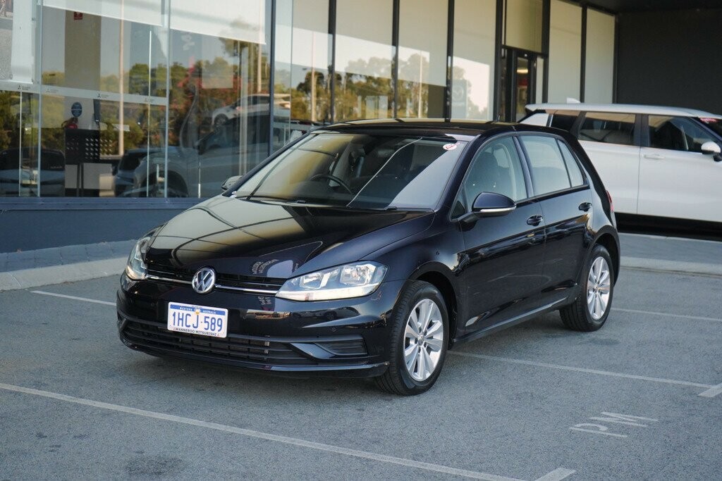 Volkswagen Golf image 1