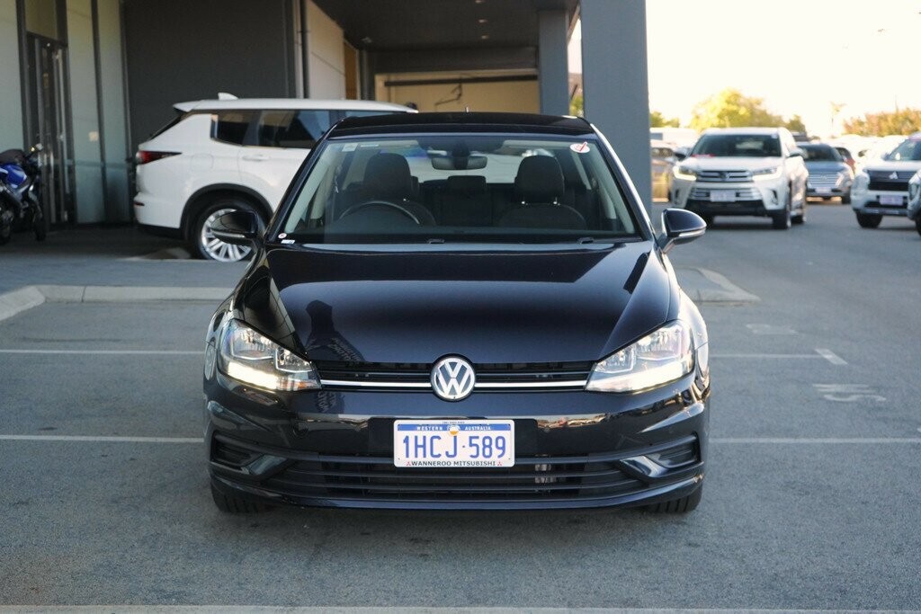 Volkswagen Golf image 2